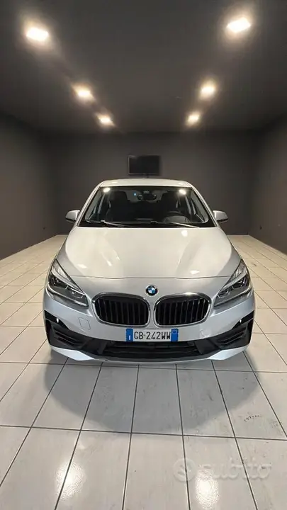 BMW 218I 2020 photo 2