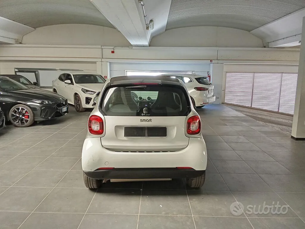 Smart Fortwo 2019 photo 5
