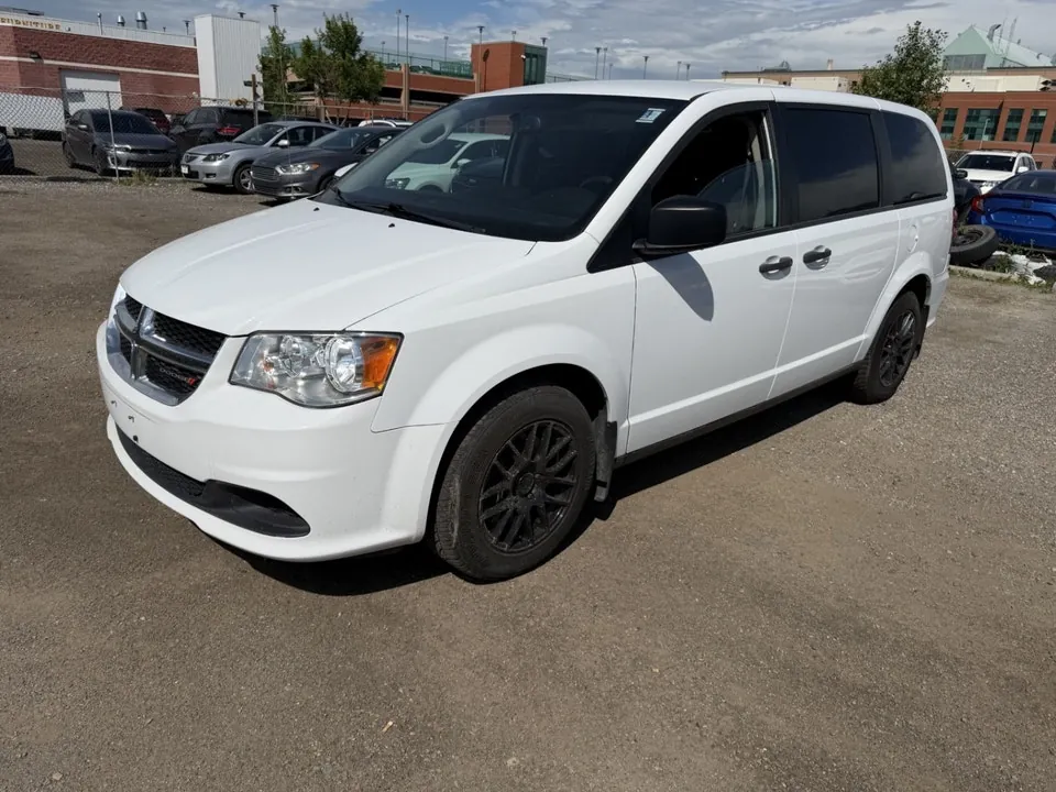 Dodge Grand Caravan 2018 photo 2