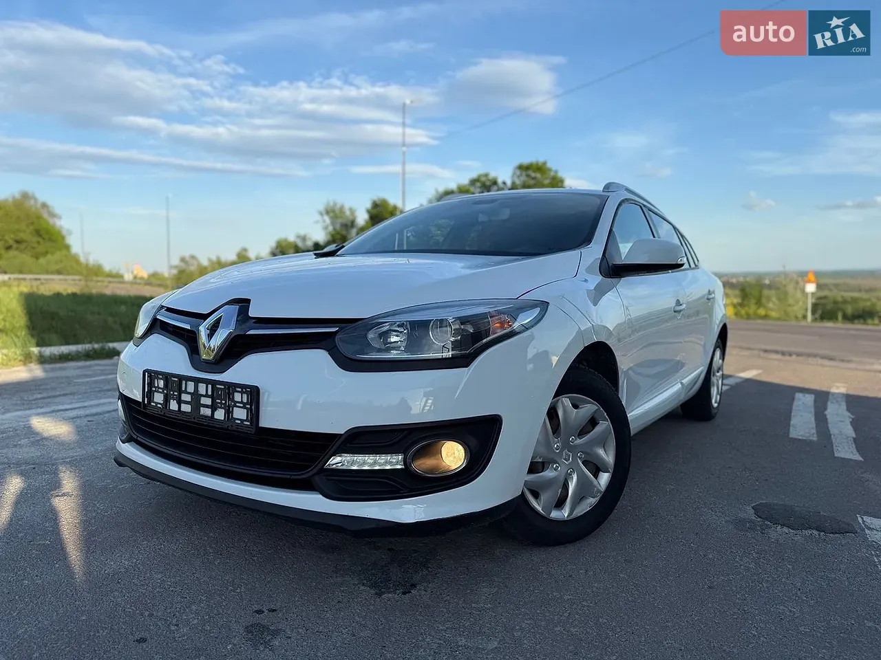 Renault Megane 2014 photo 2