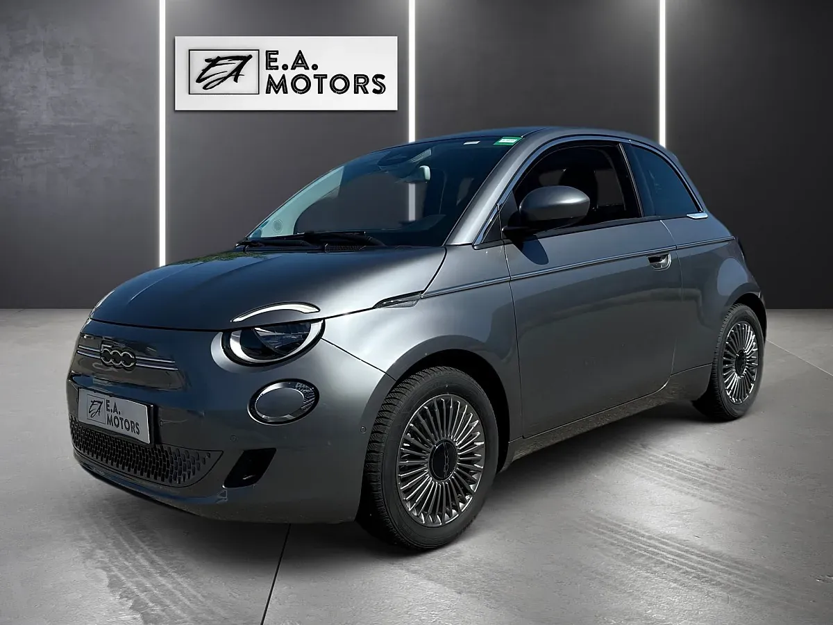 Fiat 500E