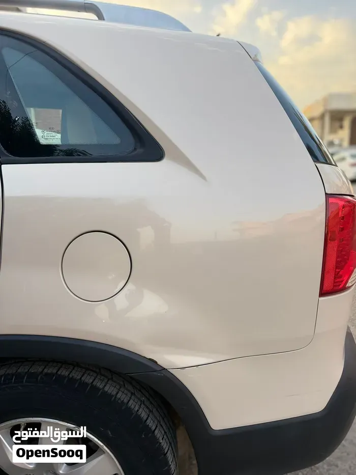 Kia Sorento 2011 photo 4