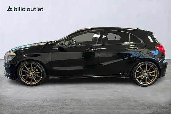 Mercedes-Benz A 180 2014 photo 3