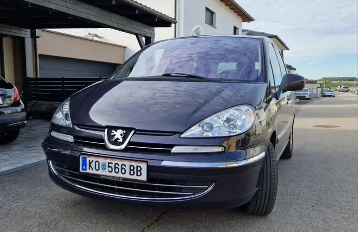Peugeot 807