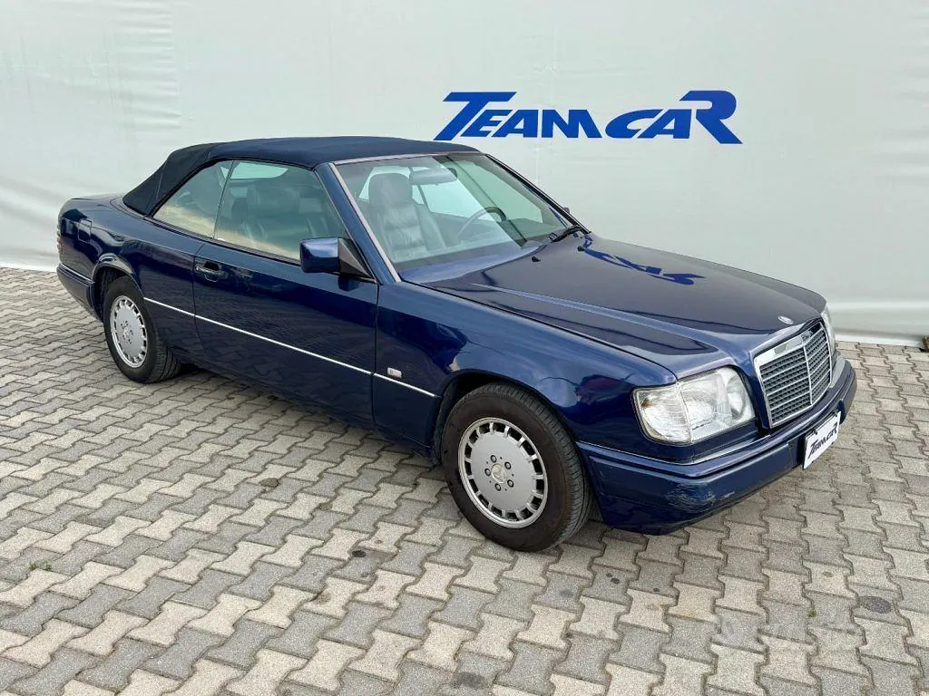 Mercedes-Benz E 200 Cabriolet
