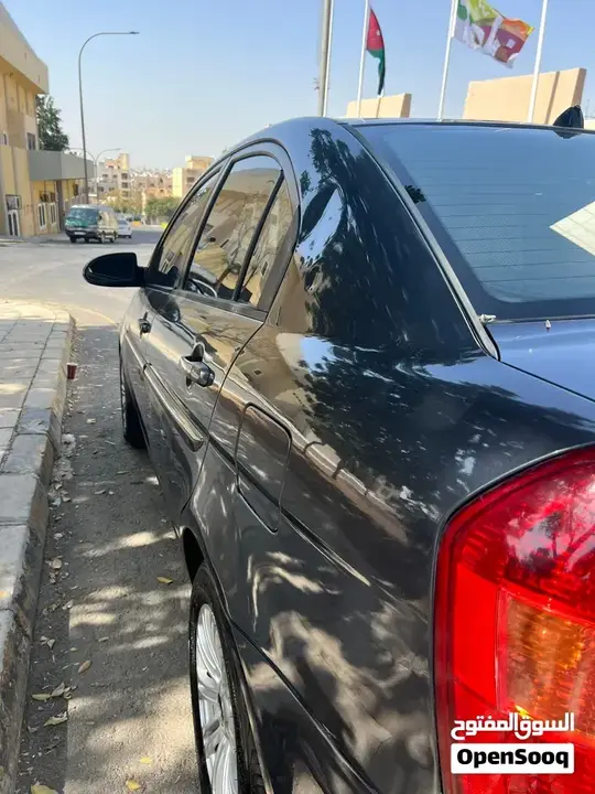 Hyundai Accent 2007 photo 3