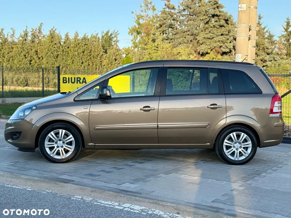 Opel Zafira 2013 photo 5