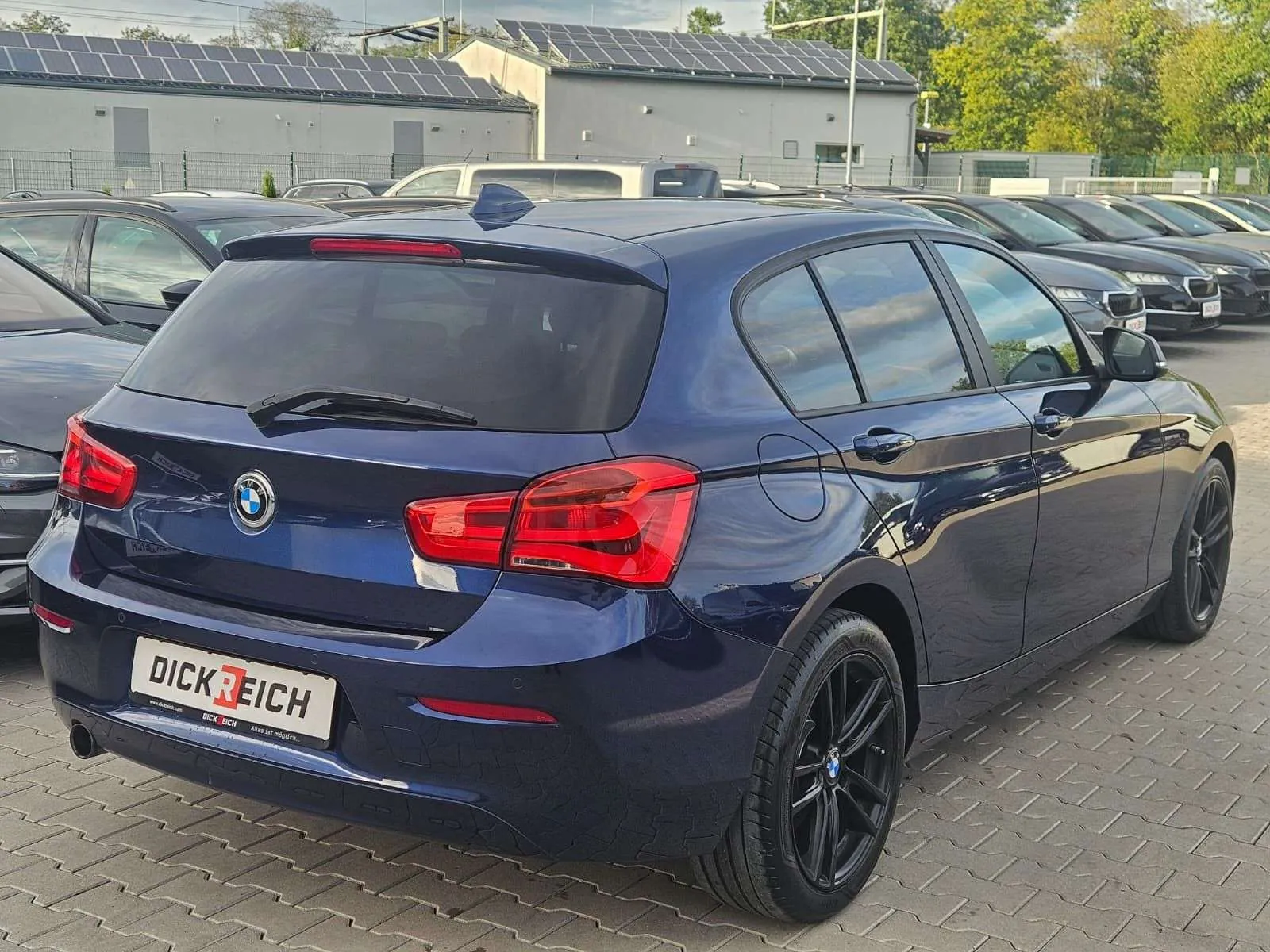 BMW 116 I Advantage 2018 photo 4