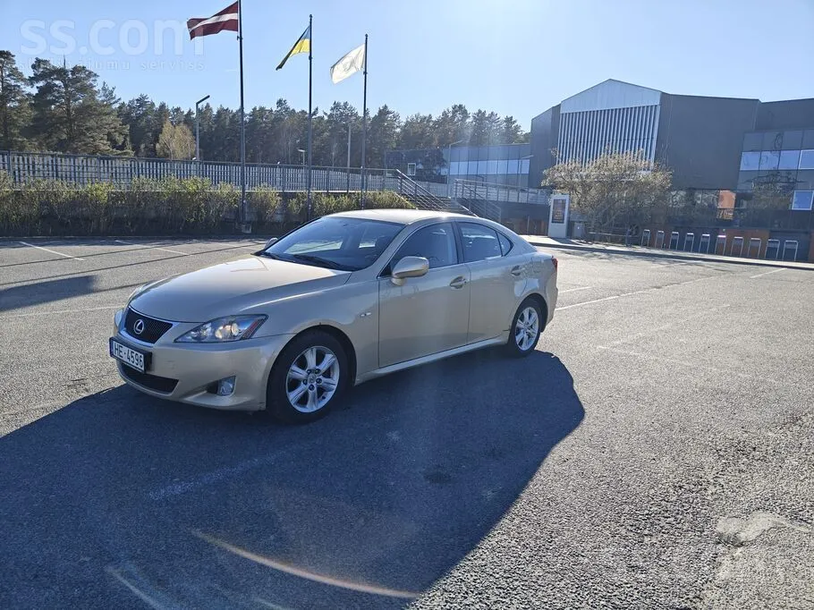 Lexus Is250