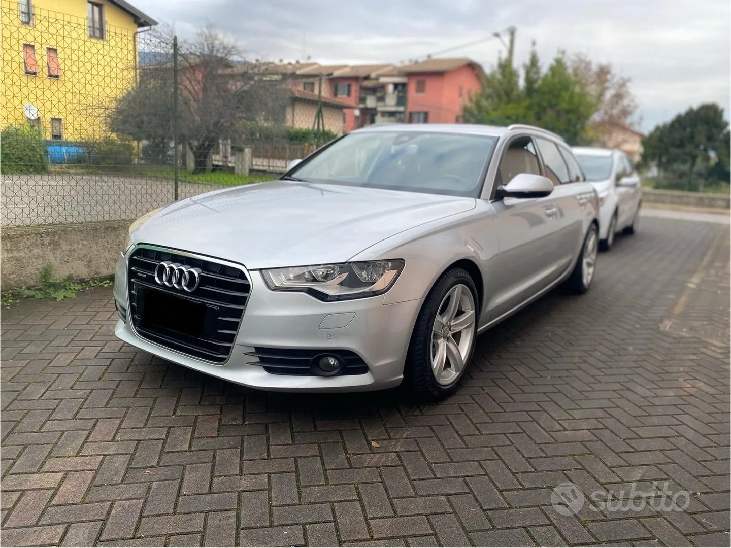 Audi A6 Avant 2012 photo 3