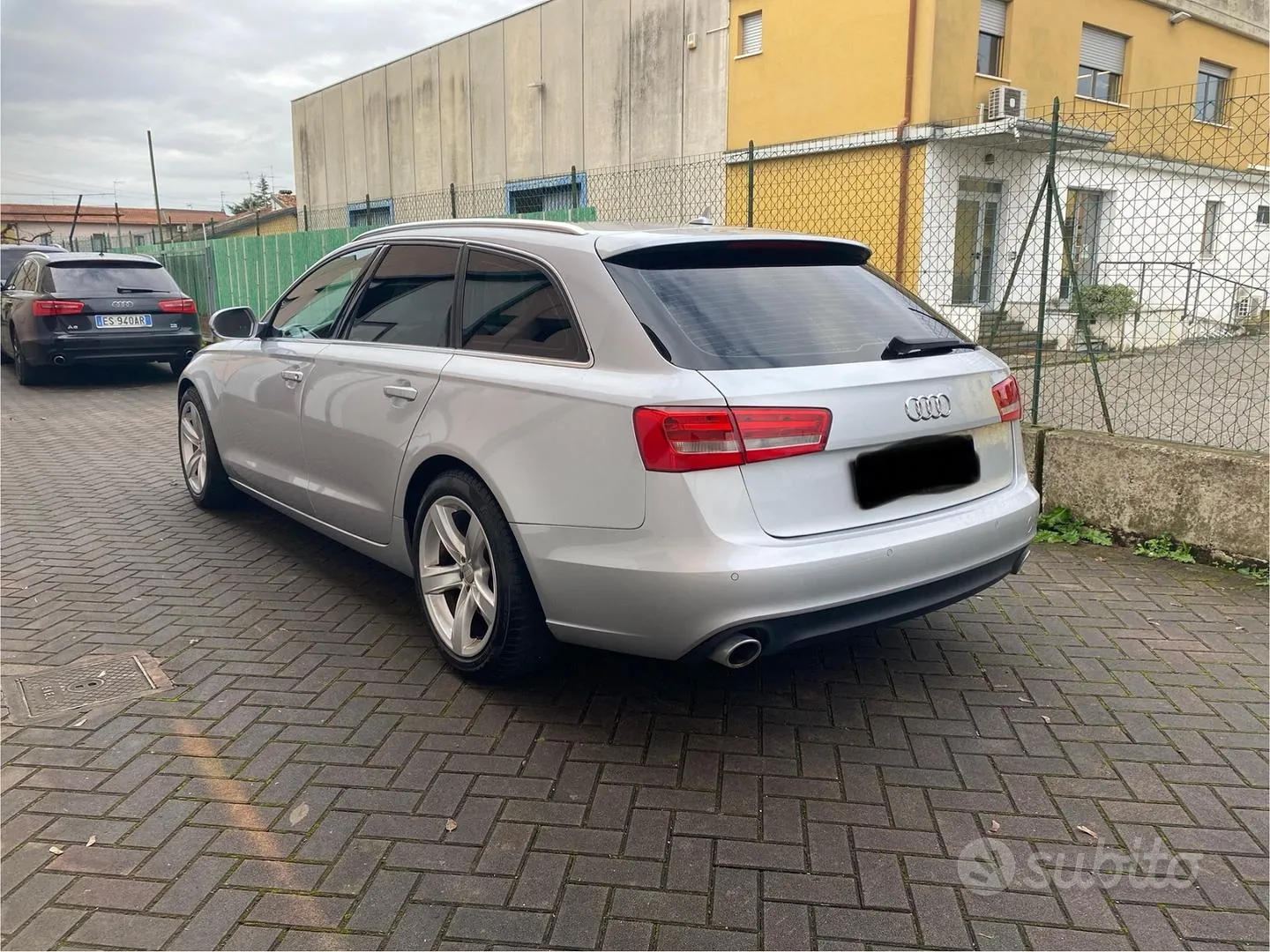Audi A6 Avant 2012 photo 4