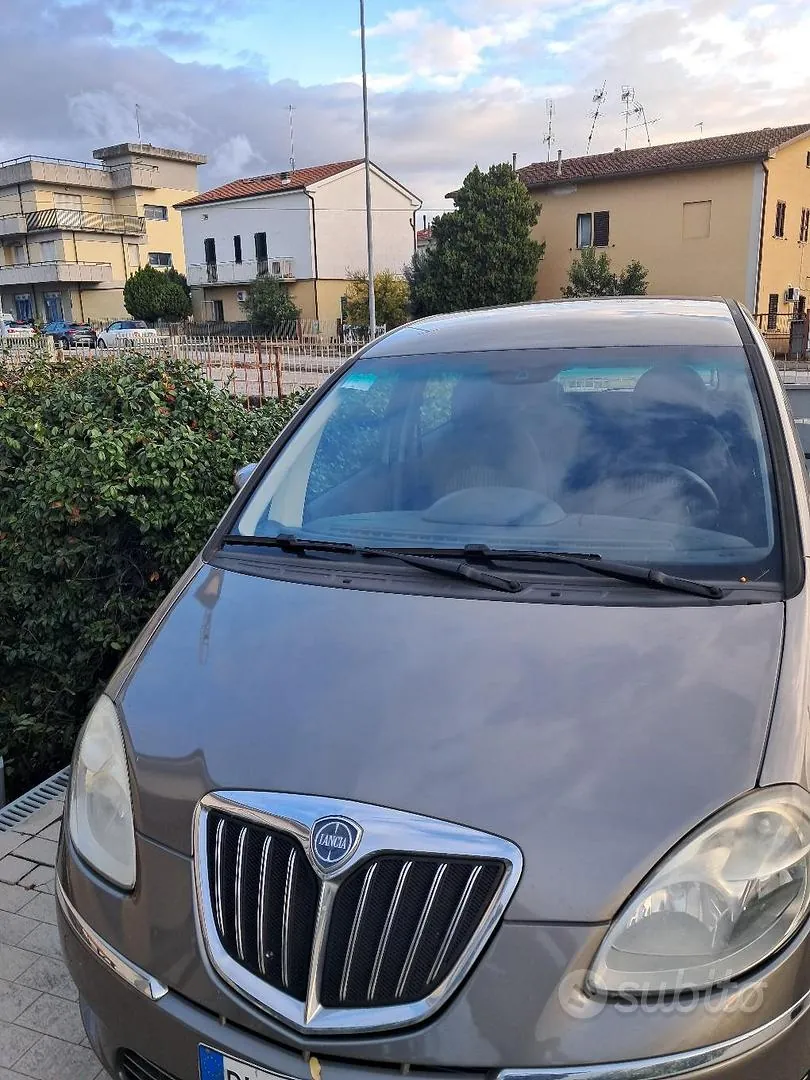 Lancia Musa 2009 photo 3