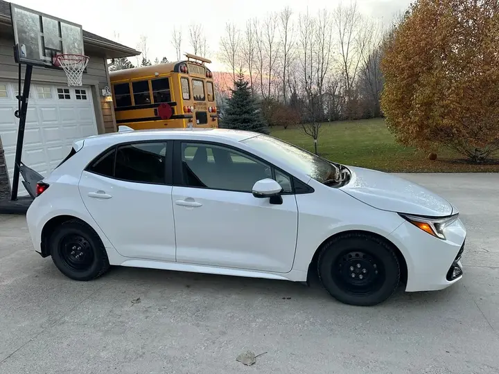 Toyota Corolla 2023 photo 3