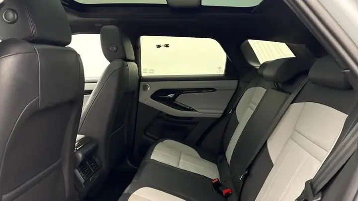 Land Rover Range Rover Evoque 2025 photo 4