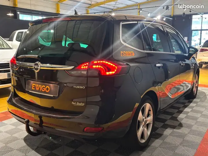 Opel Zafira Tourer 2012 photo 2