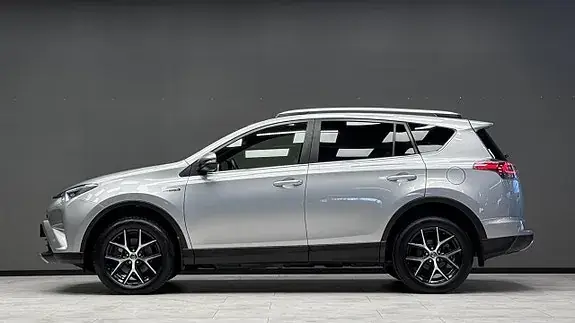 Toyota Rav4 2017 photo 5