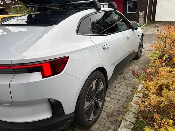 Polestar 4 2025 photo 5