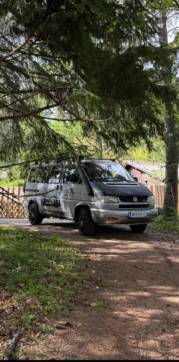 Volkswagen Multivan 1999 photo 3