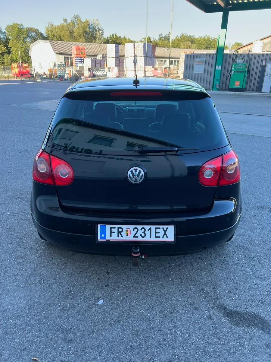 Volkswagen Golf 2005 photo 3