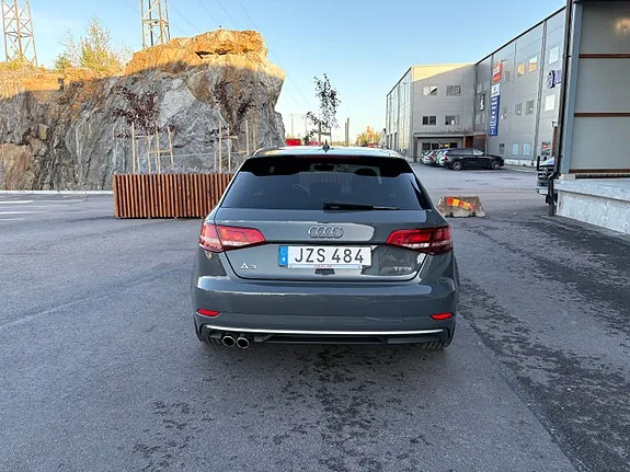 Audi A3 2018 photo 3