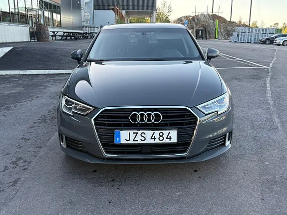 Audi A3 2018 photo 4