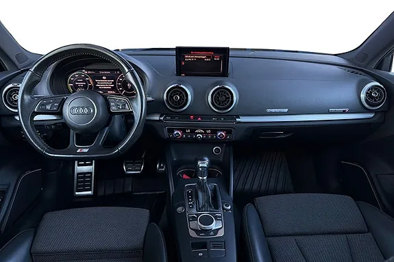 Audi A3 2018 photo 4
