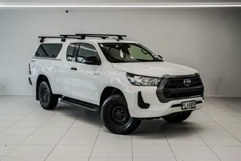 Toyota Hilux 2022 photo 2