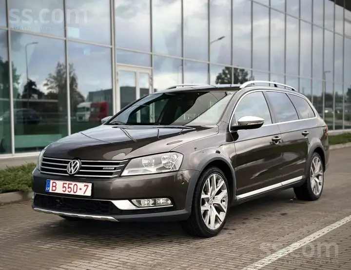 Volkswagen Passat Alltrack 2014 photo 2