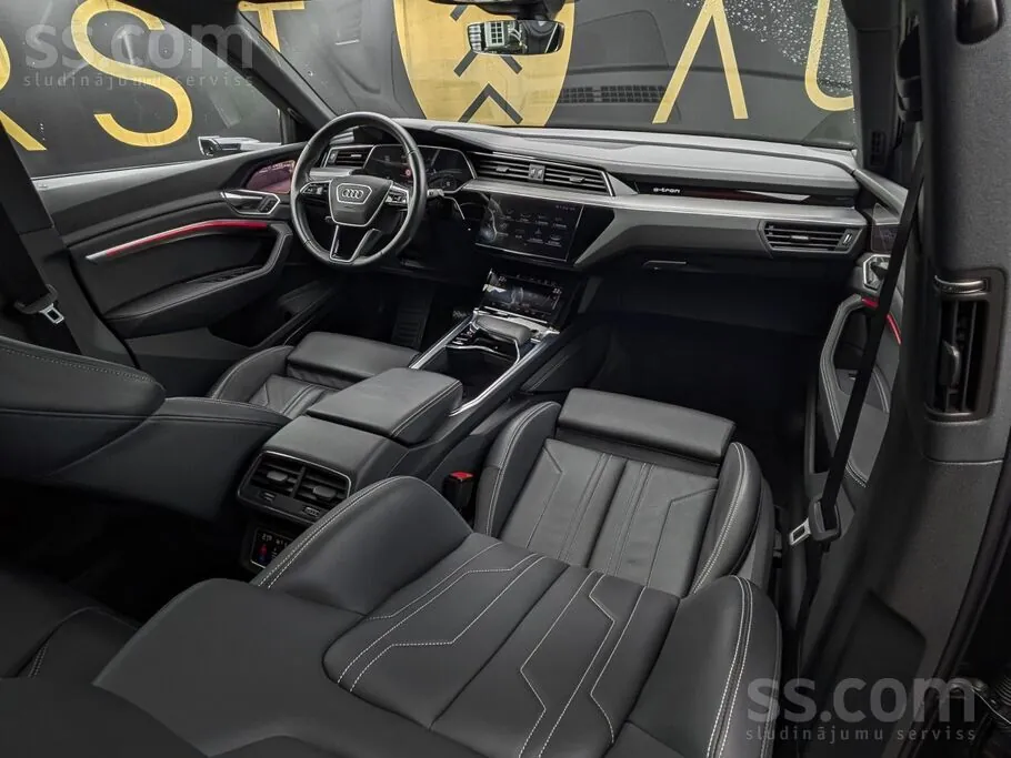 Audi Q8 Sportback 2023 photo 5