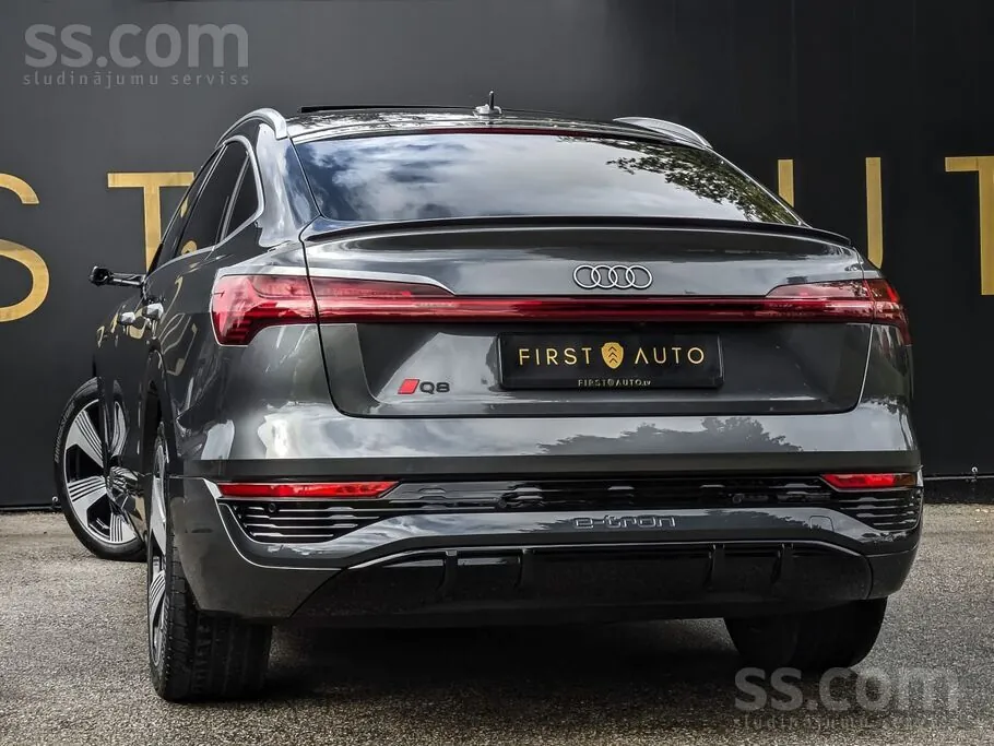 Audi Q8 Sportback 2023 photo 3