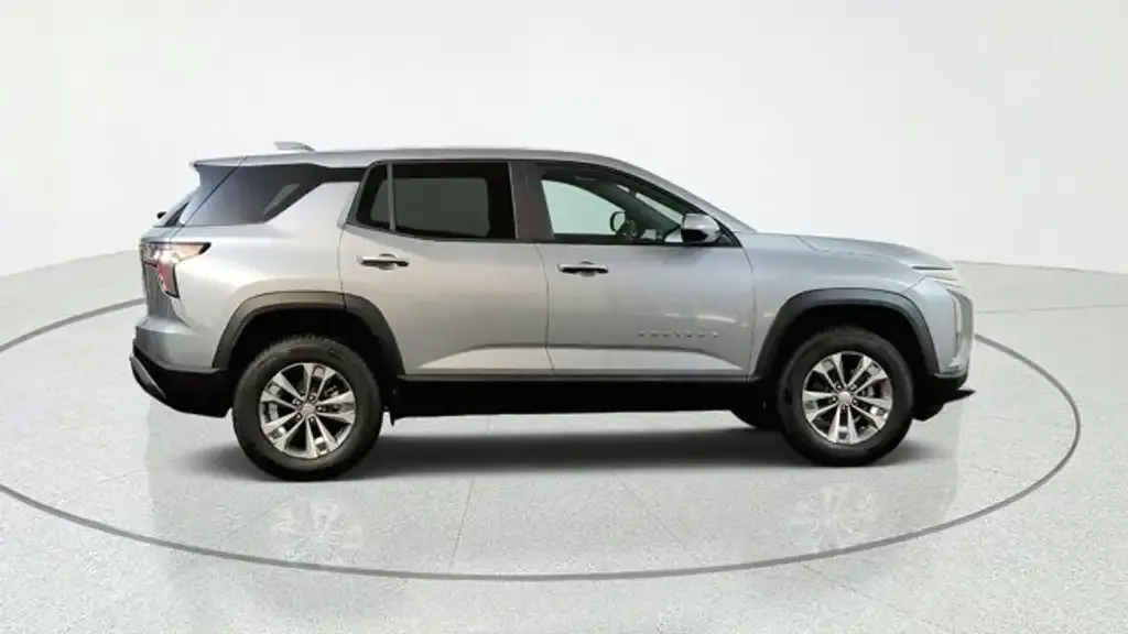 Chevrolet Equinox 2027 photo 2