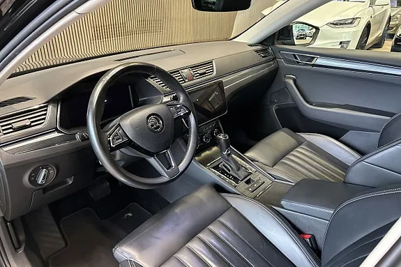 Skoda Superb 2020 photo 5