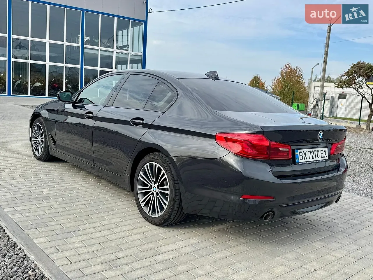 BMW 5 Series 2017 photo 4