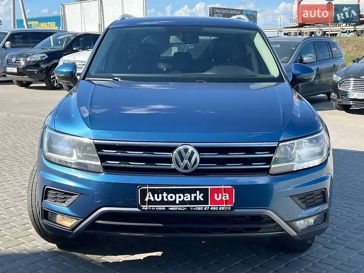 Volkswagen Tiguan 2018 photo 2
