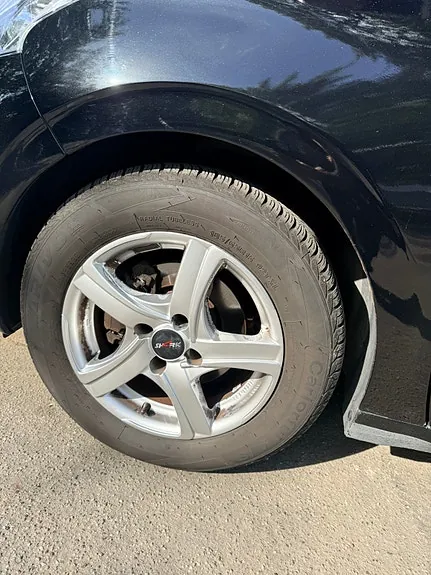 Peugeot 208 2012 photo 4