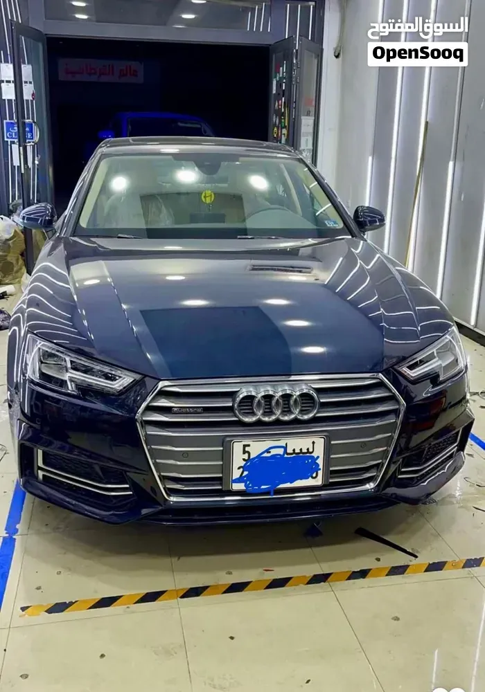 Audi A4 2018 photo 2