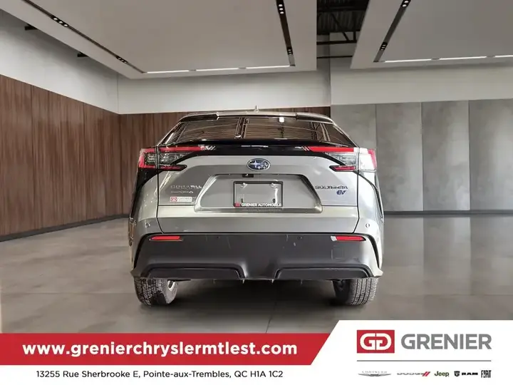 Subaru Solterra 2023 photo 4