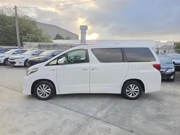 Toyota Alphard 2013 photo 3