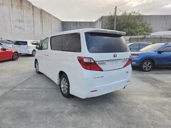 Toyota Alphard 2013 photo 5