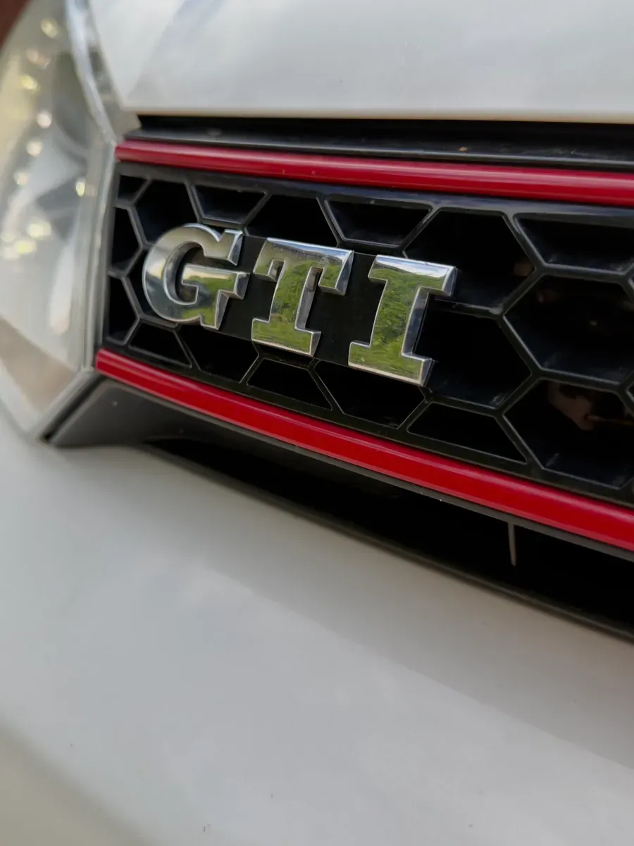 Volkswagen Golf Gti 2011 photo 3