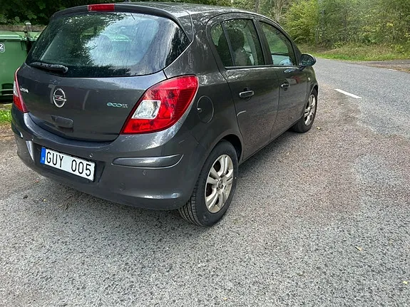 Opel Corsa 2011 photo 3
