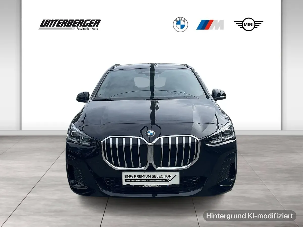 BMW 2 Series 2024 photo 2