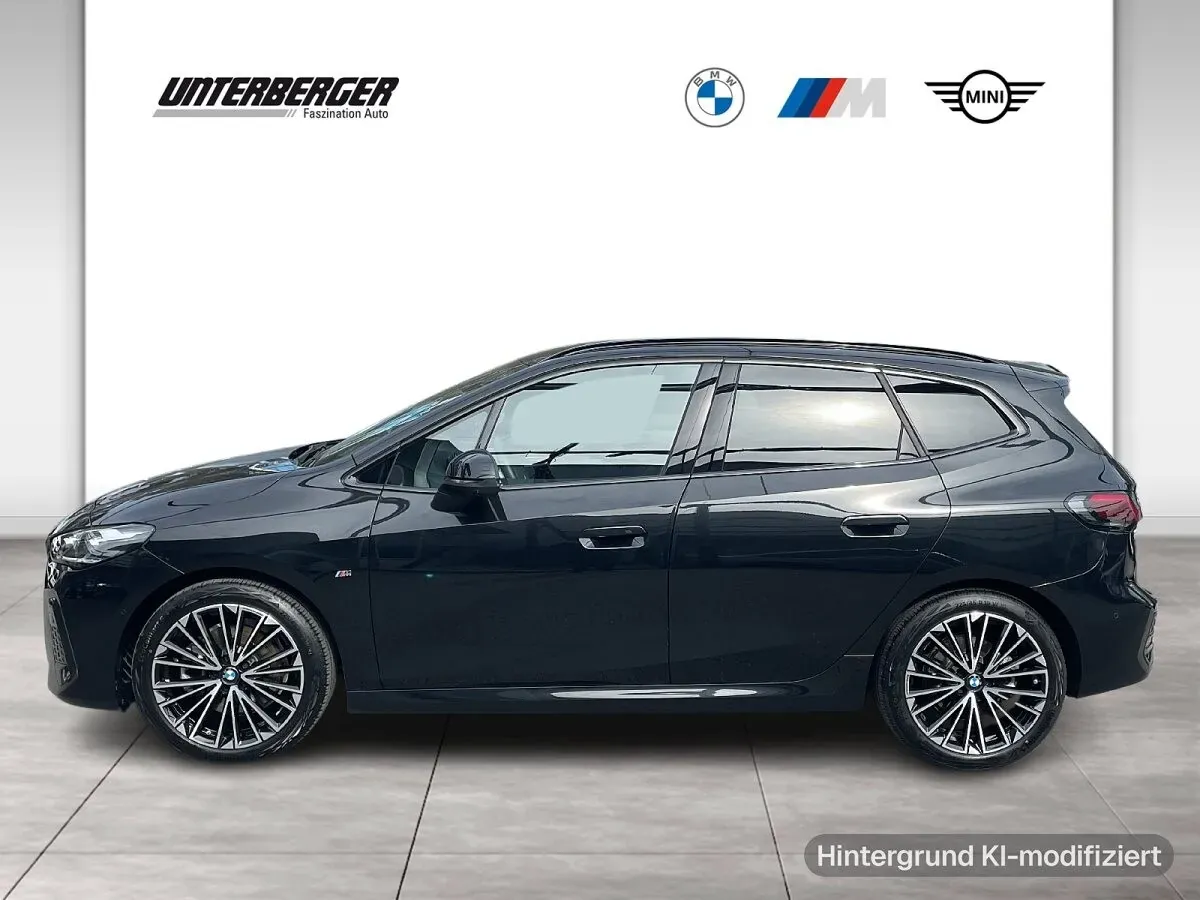 BMW 2 Series 2024 photo 3