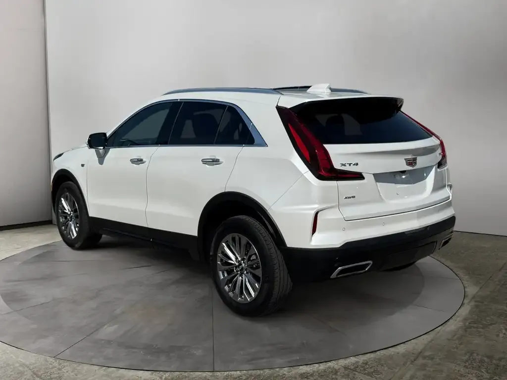 Cadillac Xt4 2024 photo 3