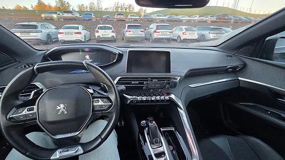 Peugeot 3008 2018 photo 5