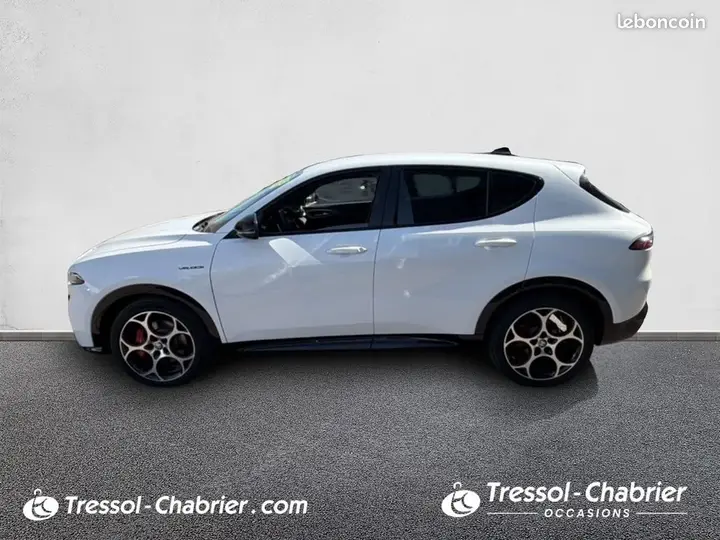 Alfa Romeo Tonale 2024 photo 2