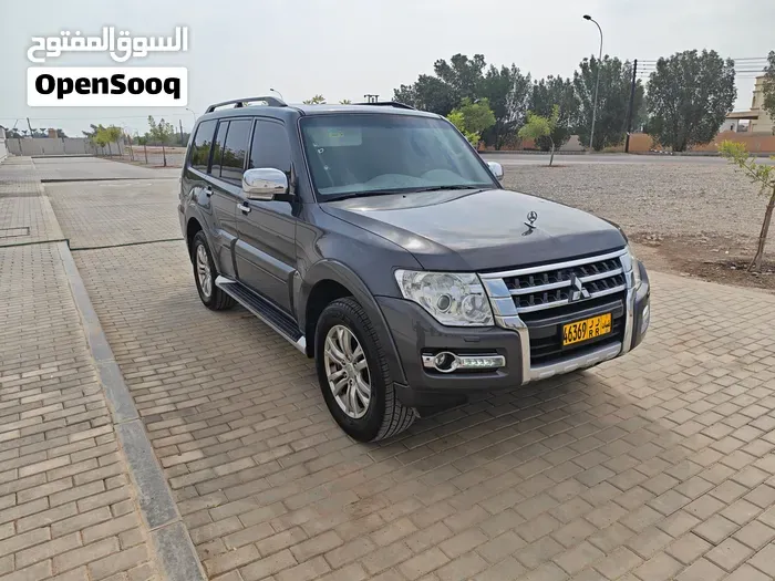 Mitsubishi Pajero 2017 photo 5