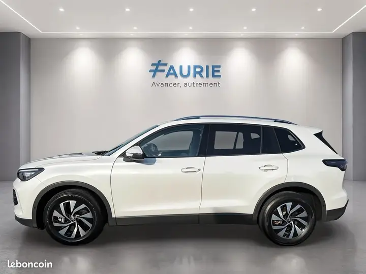 Volkswagen Tiguan 2026 photo 2