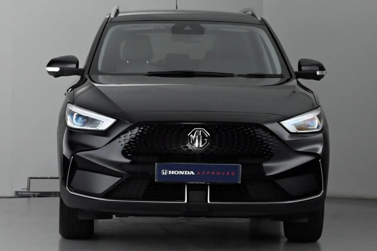 MG Mg Zs 2024 photo 5