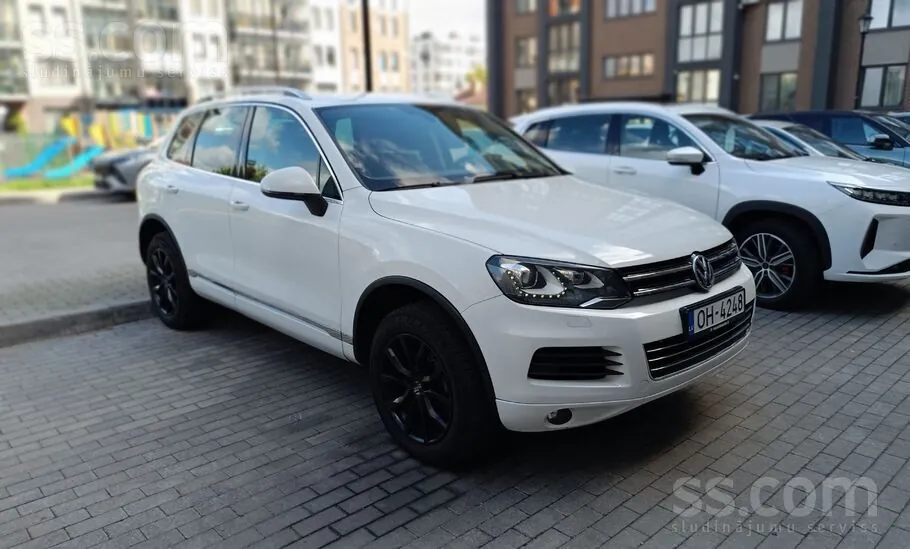 Volkswagen Touareg 2013 photo 3
